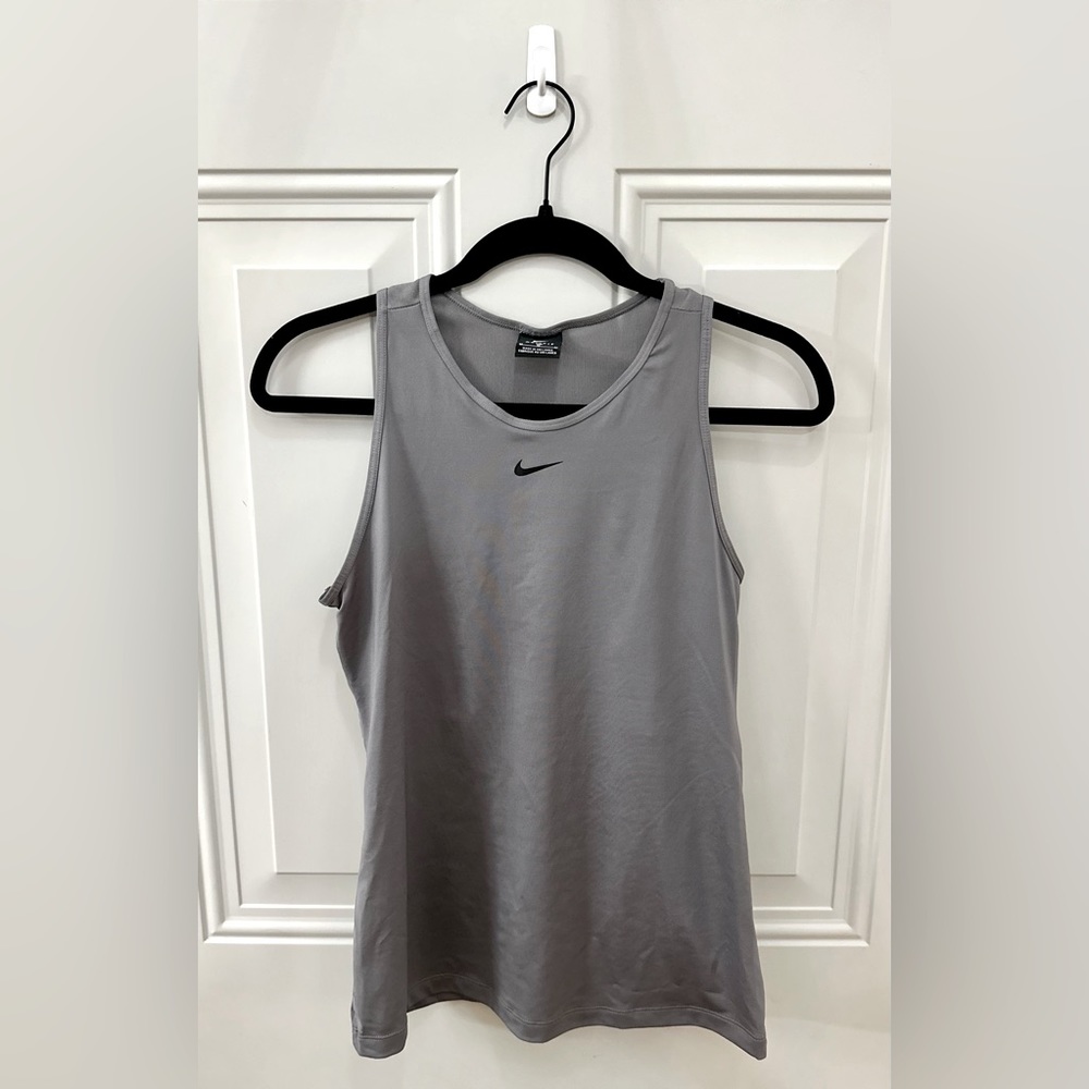 Nike pro gray tank top